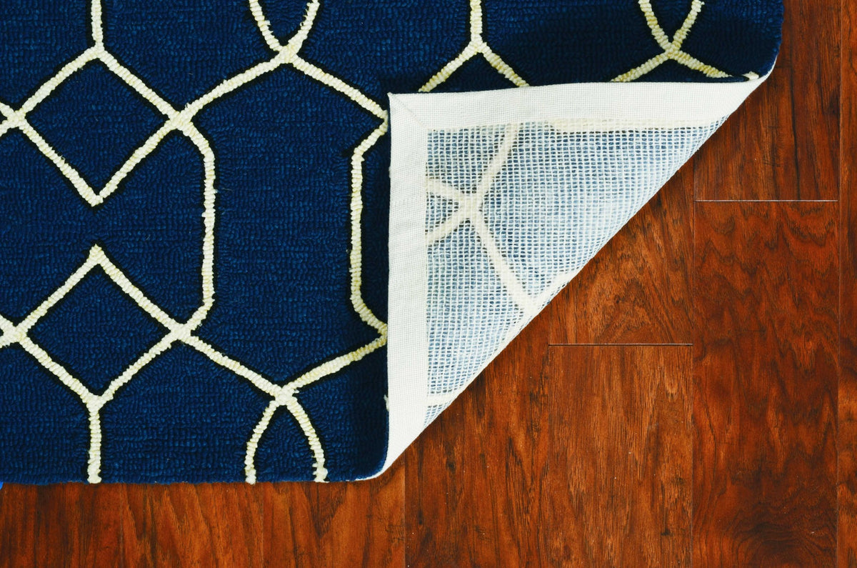 5' X 7' Navy Geometric Trellis Uv Treated Indoor Area Rug