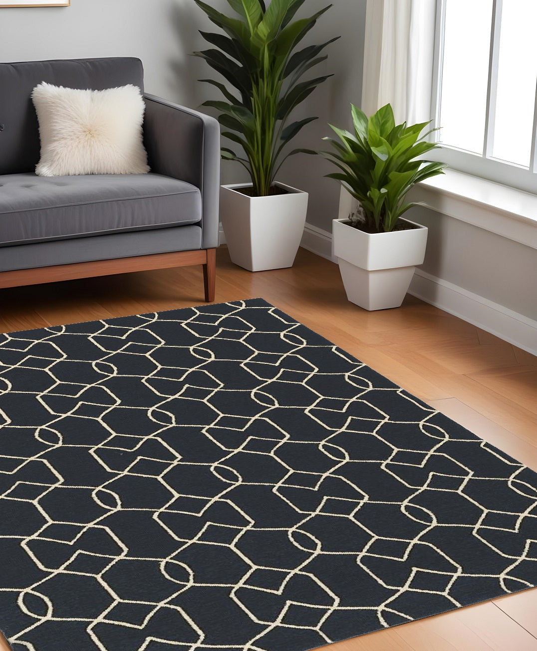 5' X 7' Navy Geometric Trellis Uv Treated Indoor Area Rug