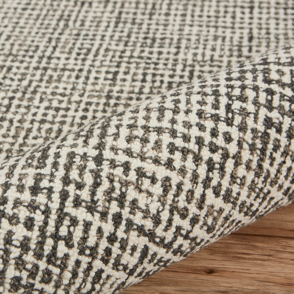 5' x 8' Gray Wool Handmade Area Rug