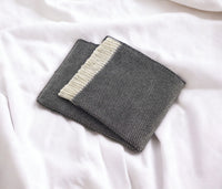 Soft Dark Gray Links Pattern Throw Blanket