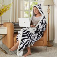 Brown and Black Knitted PolYester Animal Print Plush Throw Blanket